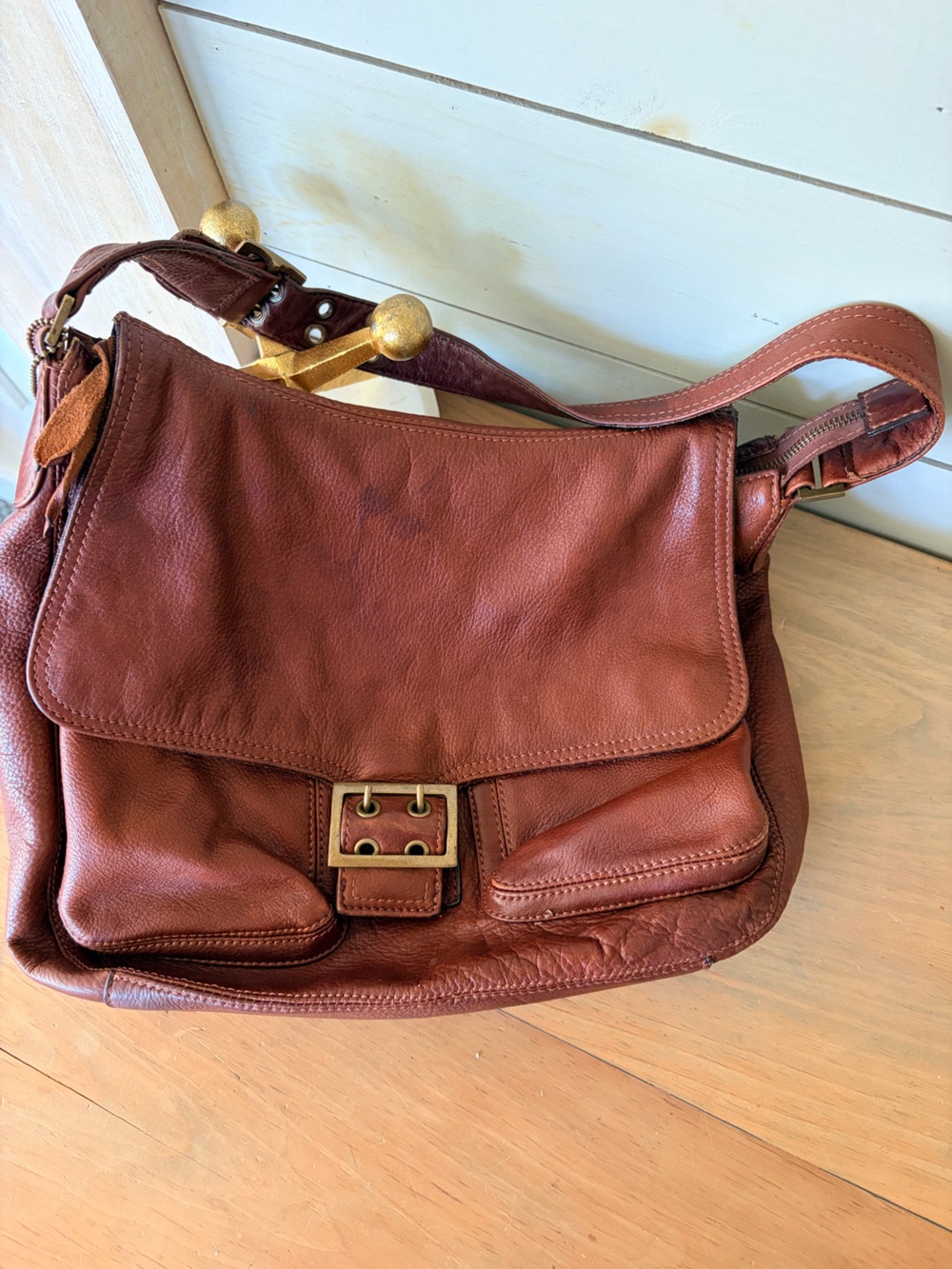 Danier Brown Genuine Leather Shoulder Bag / Hobo Bag Y2K